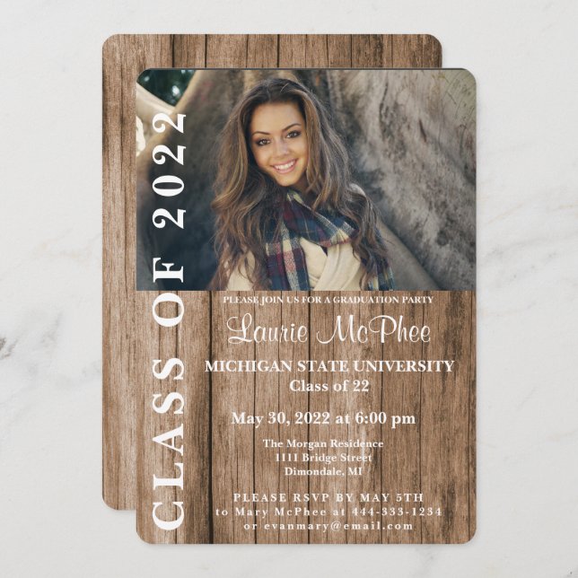 Convite Cerca de Madeira Foto Personalizada Graduado (Frente/Verso)