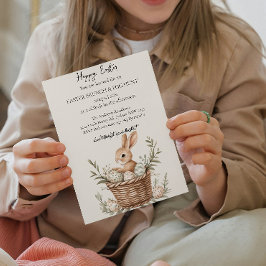 Convite Cestos com ovos à volta de cadeiras velhas e Caça