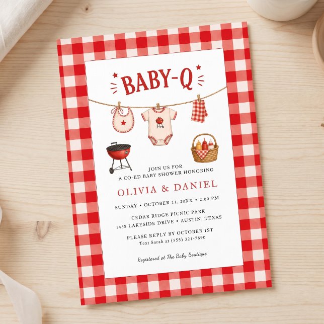 Convite Chá de Bebê BBQ Rustico Xadrez Vermelho (Bbq Baby Shower Rustic Red Gingham Invitation)