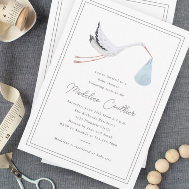 Convite Chá de Bebê de Menino com Cegonha Desenhada à Mão  (Elegant hand drawn stork baby shower invitation.)