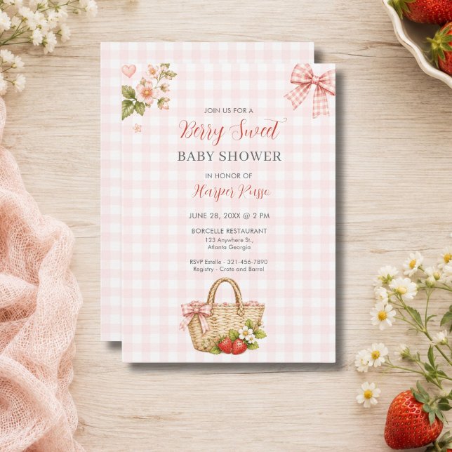 Convite Chá de Bebê Doce Morango Xadrez Rosa (Pink Gingham Berry Sweet Baby Shower Invitation)