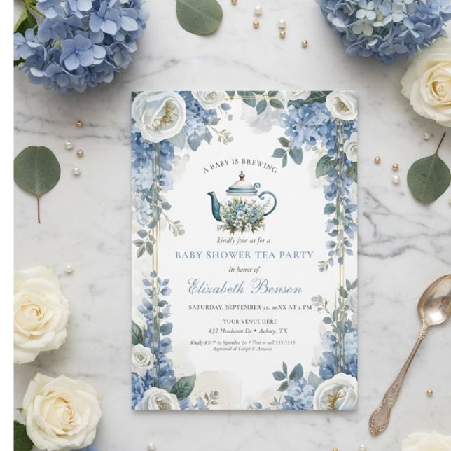 Convite Chá de Bebê Floral Azul 'Um Bebê Está Sendo Prepar (Criador carregado)