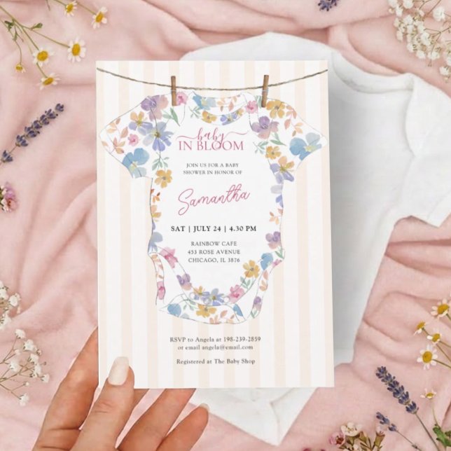 Convite Chá de Bebê Linha de Roupas Pastel Bebê em Flor (Criador carregado)