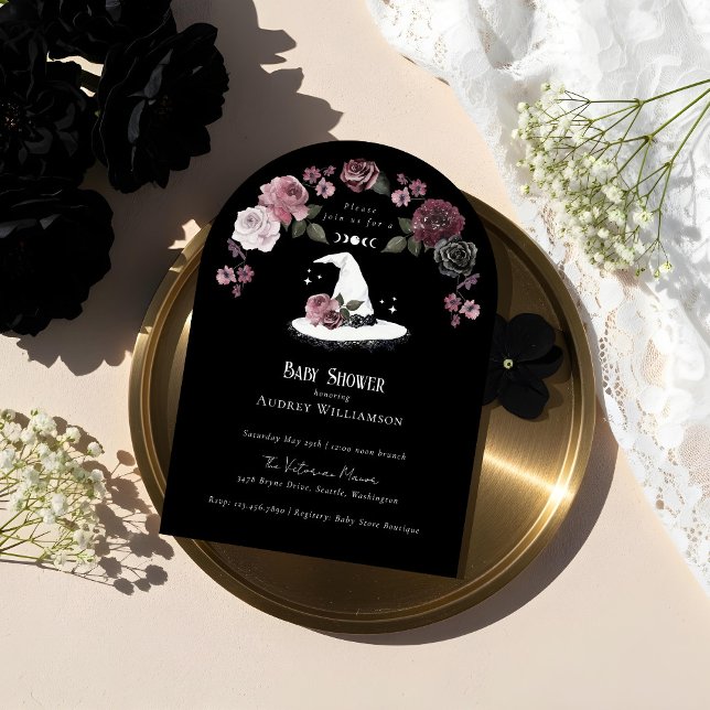 Convite Chá de fraldas de chapéu de bruxa de bruxas branca (Gothic Halloween White Lace Witch Hat Baby Shower Invitation)