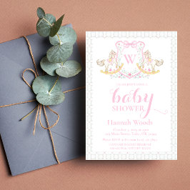 Convite Chá de fraldas de coquetéis de monograma cor-de-ro