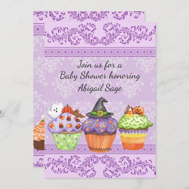 Convite Chá de fraldas de Cupcakes de Halloween Roxo bonit (Frente/Verso)