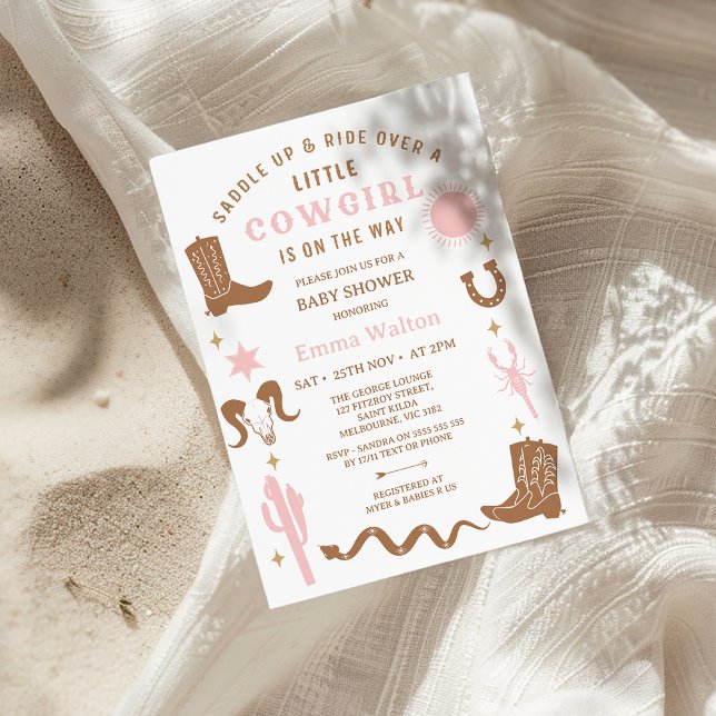 Convite Chá de fraldas de Garota Castanho-Rosa Moderno (Little Cowgirl Baby Shower Invitation, Western baby Shower Invitation Girl, Western, Southern, Wild )