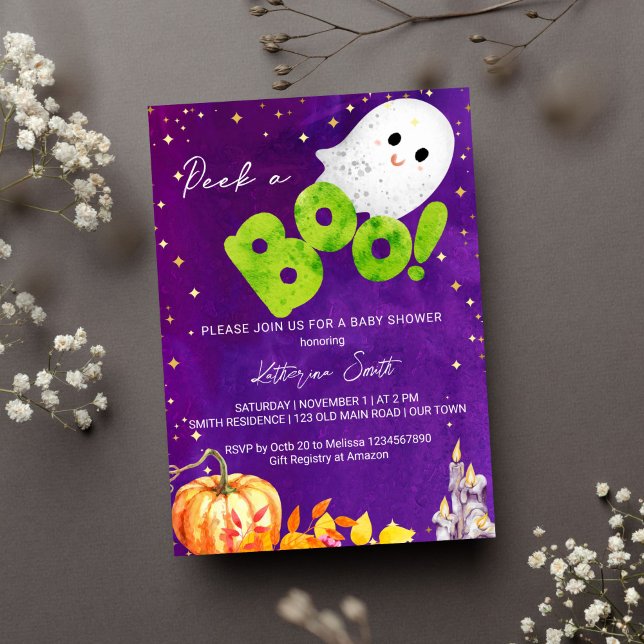 Convite Chá de fraldas de Halloween espia um lindo fantasm (Halloween peek a boo baby shower template invitation cute baby ghost pumpkin purple green and orange)