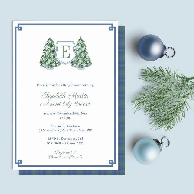 Convite Chá de fraldas de Monograma da Árvore de Natal Bra (Preppy Blue And Green Christmas Baby Shower invitation with fir trees, blue white baubles & tartan)