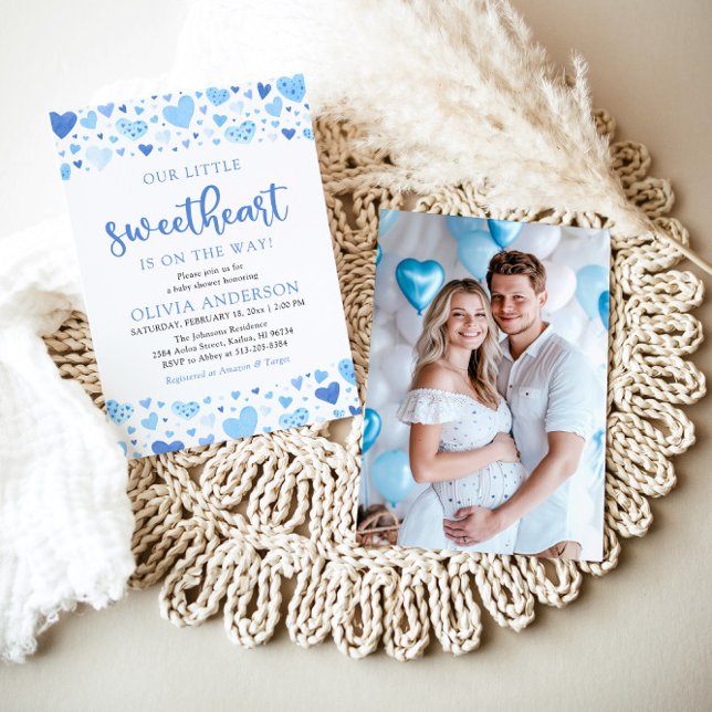 Convite Chá de fraldas de Namorados do Little Swetheart Bl (Watercolor Cute A Little Sweetheart Baby Blue Boy Hearts Valentine Photo Baby Shower Invitation)