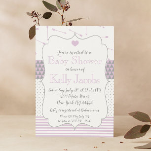 Convite Chá de fraldas de Setas de Coração com Filtro Roxo