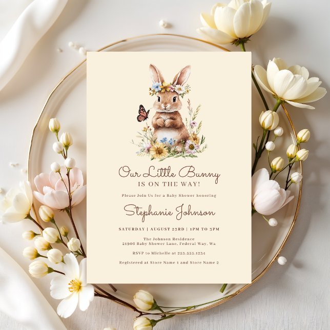 Convite Chá de fraldas Floral Primavera do Coelho Bonito (Cute Bunny Rabbit Spring Floral Baby Shower Invitation)