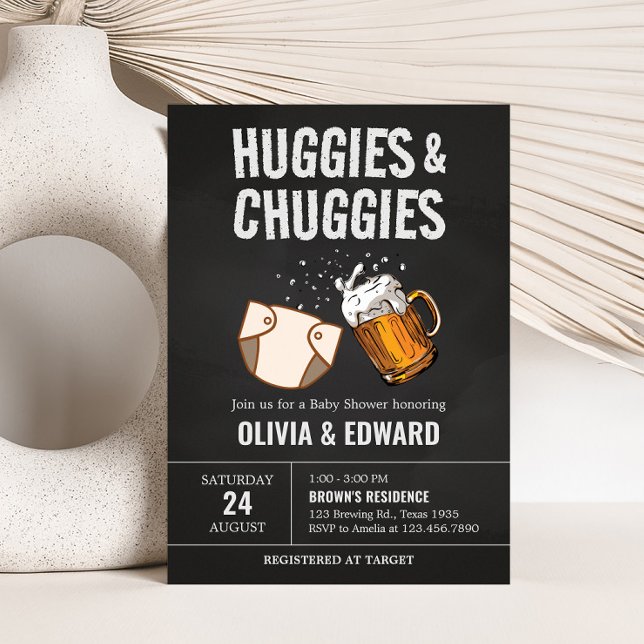 Convite Chá de fraldas Huggies e Chuggies (Beer And Diaper Baby is Brewing Baby Shower Invitation)