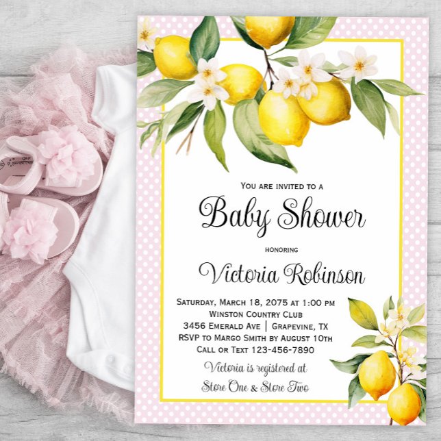 Convite Chá de fraldas Lemon (Girl lemon baby shower invitations with pretty lemons on a baby pink dot background.)