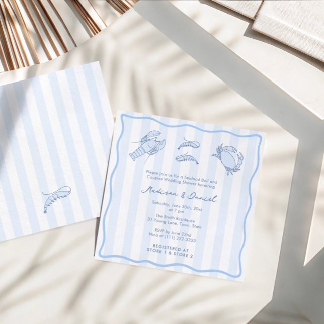 Convite Chá de Noiva de Mariscos Desenhados à Mão na Moda (Trendy hand-drawn blue and white seafood boil invitation with modern stripes and wavy border)