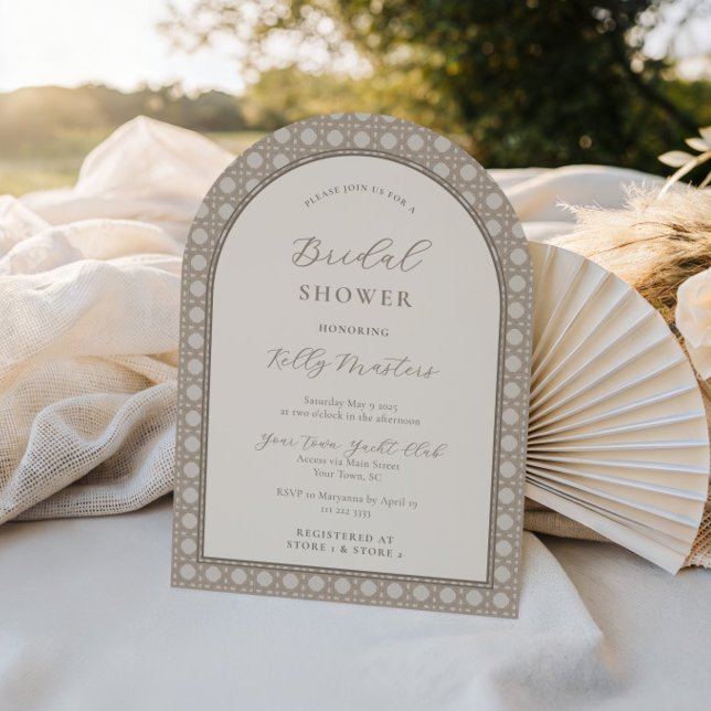 Convite Chá de panela Bambu Neutral Bohemian Woven (Trendy rattan cane bamboo print bridal shower invitation with arch detail)