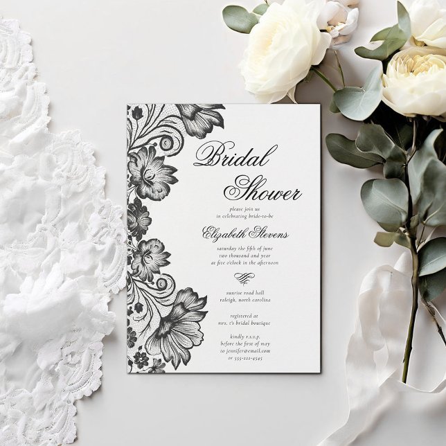 Convite Chá de panela Chic Formal de rendas brancas pretas (formal traditional bridal shower invitation black lace elegant modern classic calligraphy)