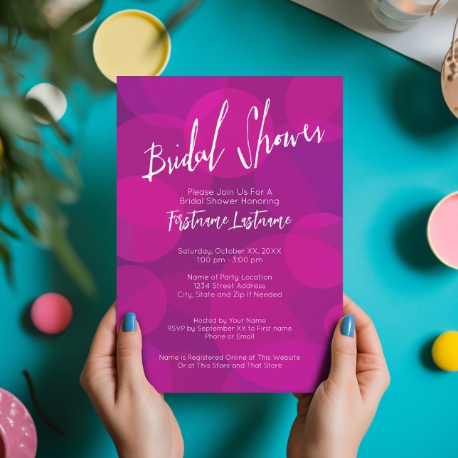 Convite Chá de panela de Casamento de Bokeh Púrpura Modern (Modern Bridal Shower Invitation in Hot Pink and Purple)