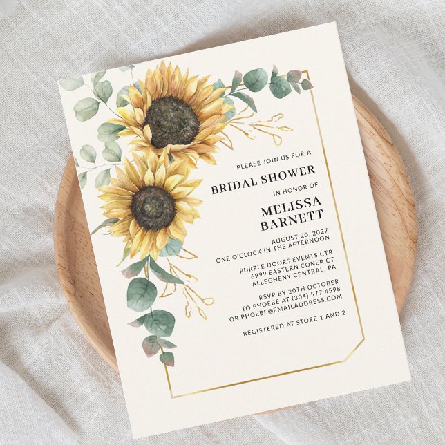 Convite Chá de panela de folhagem floral de girassol Eucal (Chic Floral Sunflower Eucalyptus Script First Last Name Bridal Shower Invitation)