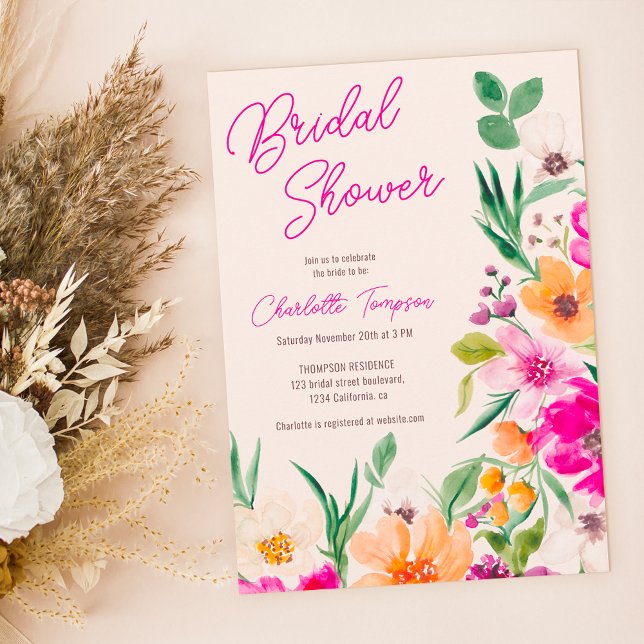 Convite Chá de panela de guião de flores silvestres, arroj (Bright bold wild flowers script bridal shower invitation on pastel pink)
