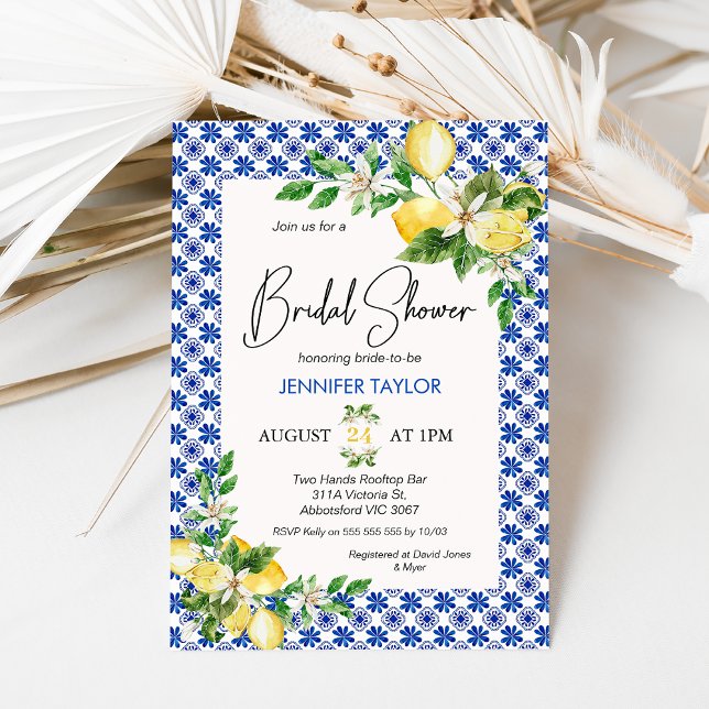 Convite Chá de panela de limão Azulejos do Mediterrâneo az (Lemon and Mediterranean tile themed bridal shower invitation featuring blue and white tile, lemons.)
