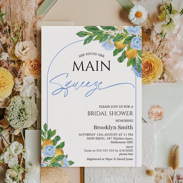 Convite Chá de panela de limão com arco floral azul modern (Lemon Bridal Shower Invitation Template, Blue Floral Lemon Bridal Shower, She Found Her Main Squeeze)