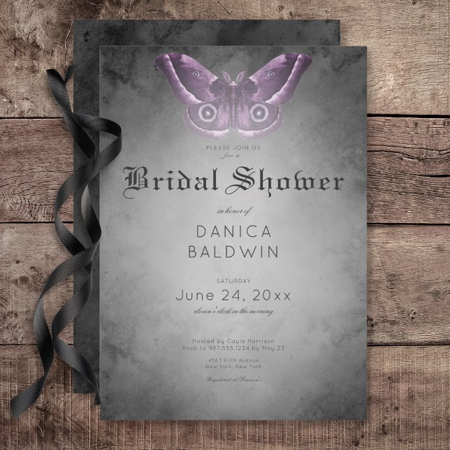 Convite Chá de panela de Mama Roxo Preto Gótico (Gothic Black Watercolor Purple Moth Bridal Shower Invitation)