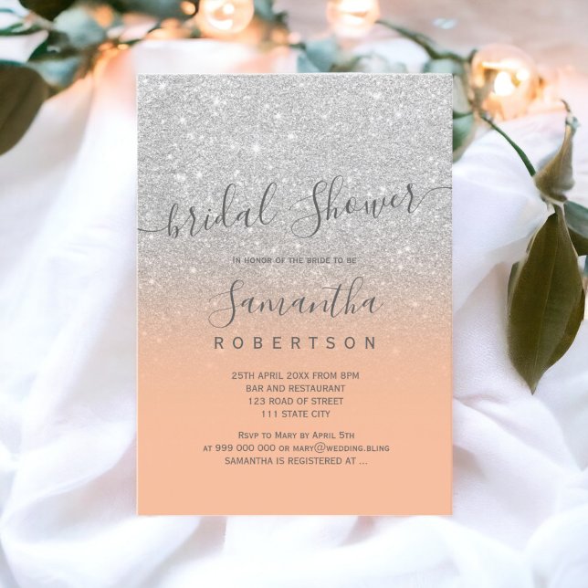 Convite Chá de panela de script de pêssego com brilho prat (Silver glitter peach script bridal shower invitation)