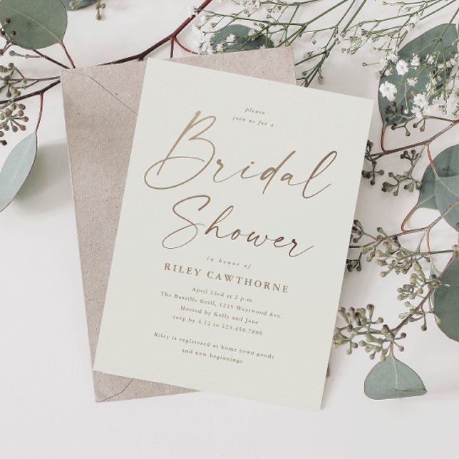 Convite Chá de panela de Script Dourado Simples (Elegant Modern Gold Script Typography Bridal Shower Invitation.)