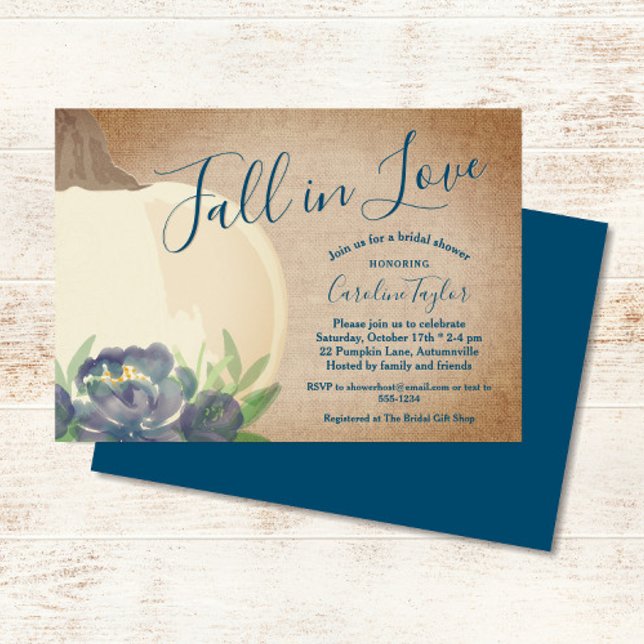 Convite Chá de panela Floral Azul Da Pumpkin Fora Russa (Rustic Fall Pumpkin Blue Floral Bridal Shower Invitation)