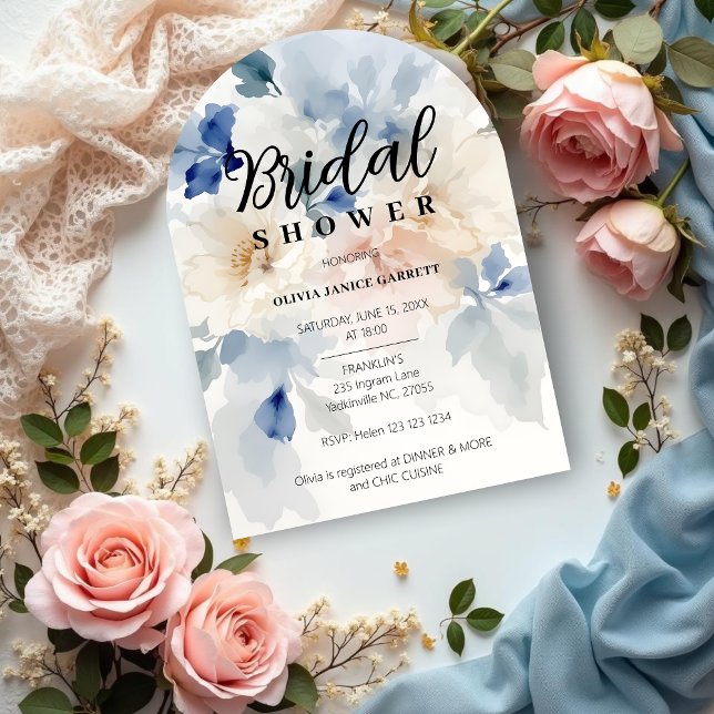 Convite Chá de panela Floral de Água Azul e Pastel legal (Cool Blue and Pastel Floral Bridal Shower Invitations with Watercolor Effect. Arch Style.)