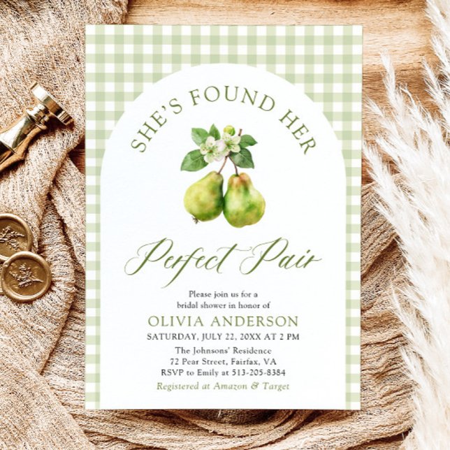 Convite Chá de panela Par Perfeito de Gingham Verde Modern (Modern Green Gingham Perfect Pair Bridal Shower Invitation)