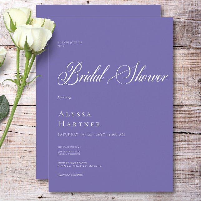 Convite Chá de panela Púrpura e branco clássico mínimo (Minimal Classic Purple & White Bridal Shower Invitation)