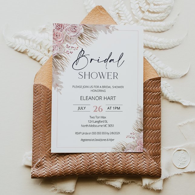 Convite Chá de panela Rosa Beige Boho Pampas Grass (Modern pink and beige boho floral bridal shower invitation with roses and pampas grass.)