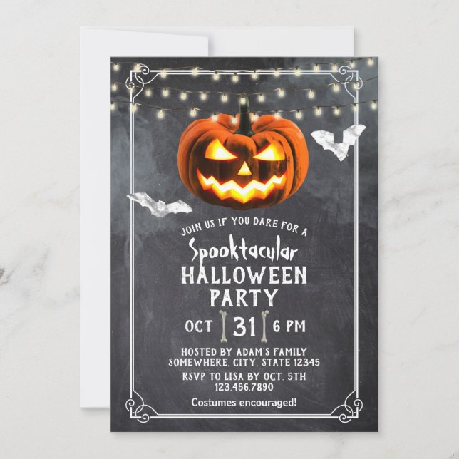 Convite Chalkboard Pumpkin Festa de Halloween Spooktacular (Frente)