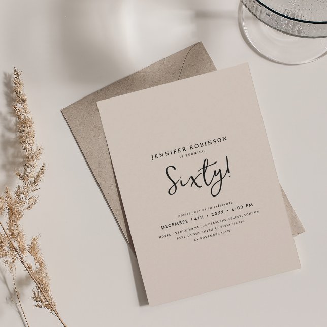 Convite Champanhe de aniversário do 60º aniversário do Ele (Elegant Modern Script 60th Birthday Champagne Invitation)