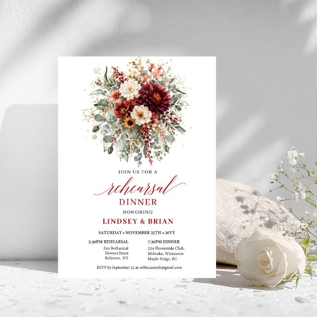 Convite Charmoso Jantar de Ensaios em Borgonha com Eucalip (Charming Burgundy Eucalyptus Rehearsal Dinner Invite

)