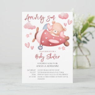 Convite Chegando em breve num ursinho de pelúcia rosa, peq