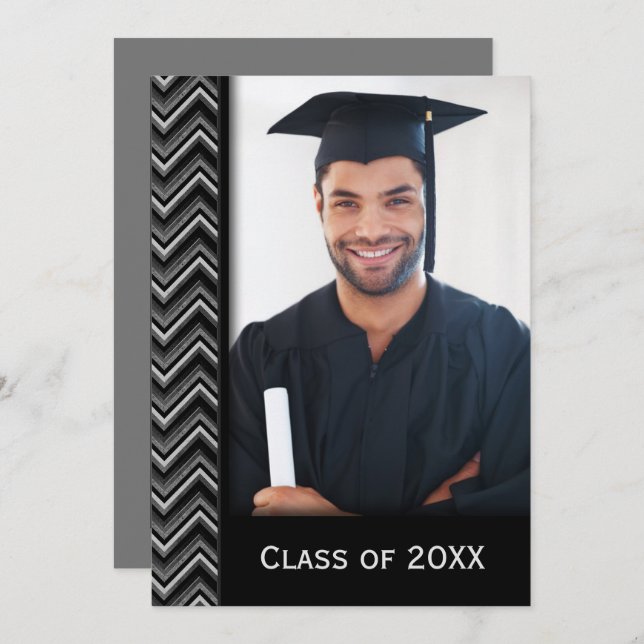 Convite Chevron Frame With Graduation Photo (Frente/Verso)