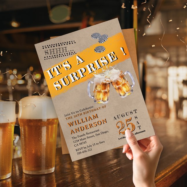 Convite Chic Simple Cheers & Beers É uma festa surpresa (Chic Simple Cheers & Beers It's a surprise party Invitation)