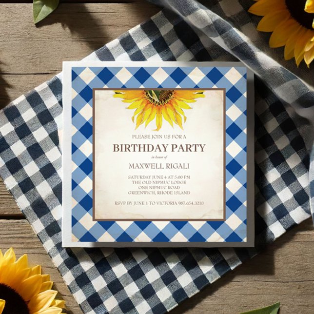 Convite CHURRASCO Birthday Blue Gingham Impressão (Get together birthday invitations with blue gingham print and sunflowers in a rustic design.)