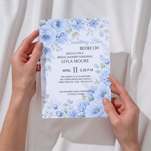 Convite Chuva de Azul Floral Polvilhada Chá de Noiva (Something Blue Dusty Floral Bridal Shower Invitation
)