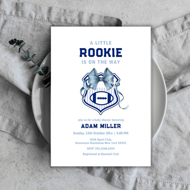 Convite Chuva de Bebê Esporte Futebol Bow Crest Iniciante  (Bow Crest Rookie Football Sport Baby Shower Invitation)