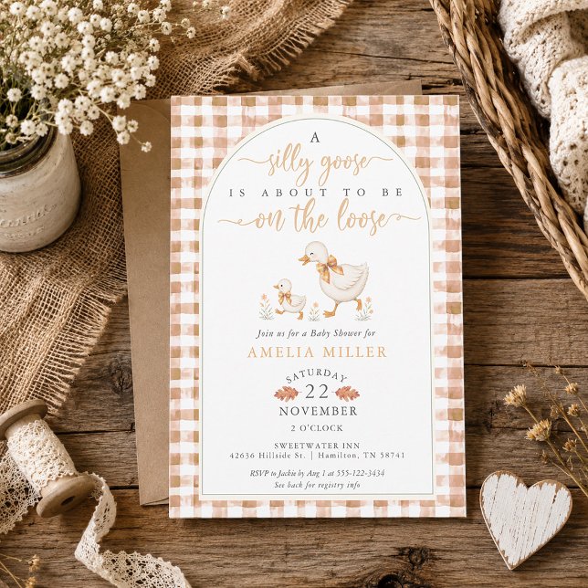 Convite Chuva de Bebê Gingham Silly Goose on the Loose (Fall Gingham Silly Goose on the Loose Baby Shower Invitation)