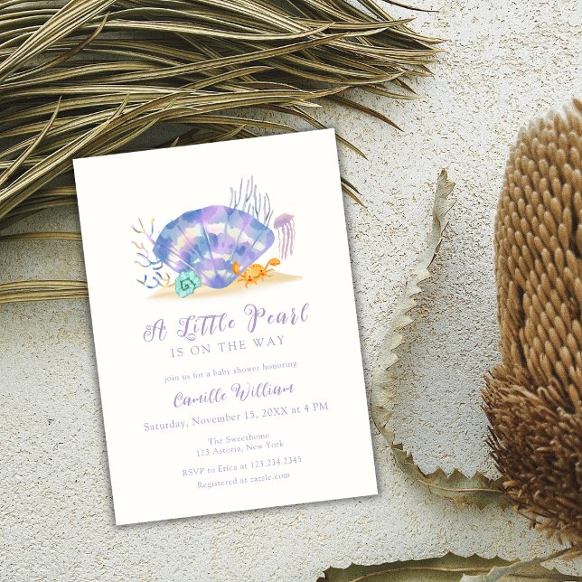Convite Chuva de Bebê Menina Pérola Pequena Praia Roxa  (Purple Beach Ocean Little Pearl Girl Baby Shower Invitation)
