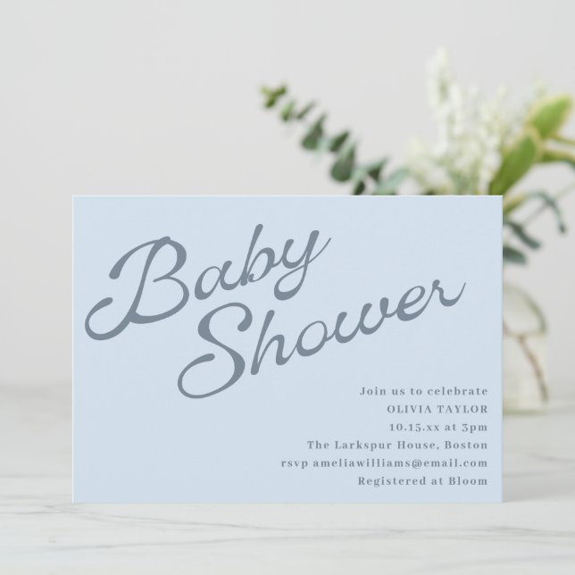 Convite Chuva de Bebê Simples Elegante Azul Script (Em pé/Frente)