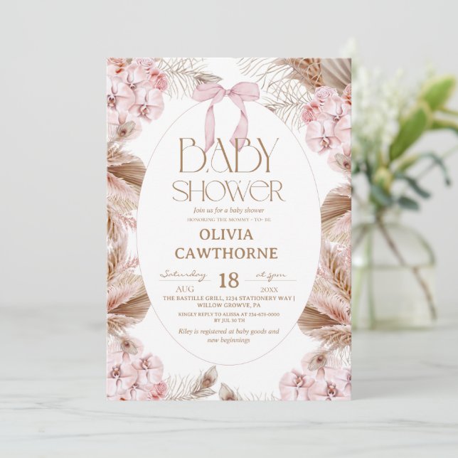 Convite Chuva de Flores Rosa Elegante e Caprichosa para Ch (Em pé/Frente)