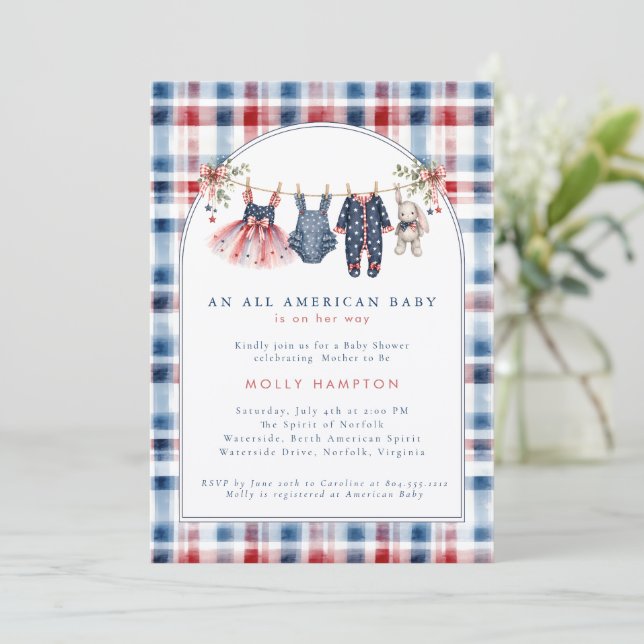 Convite Chuveiro de Bebê com Roupas Patrióticas Americanas (Em pé/Frente)