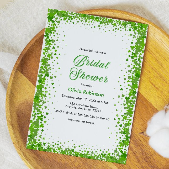 Convite Chuveiro Nupcial Irlandês do Dia de São Patrício T (Green Clover St Patrick's Day Irish Bridal Shower Invitation  )