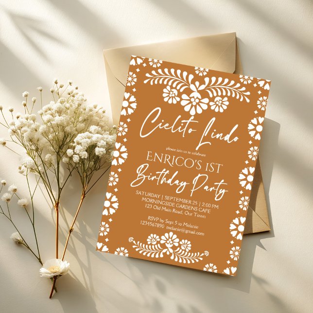 Convite Cielito lindo terracotta festa de aniversário mexi (Cielito lindo terracotta Mexican fiesta papel picado birthday party Invitation template)